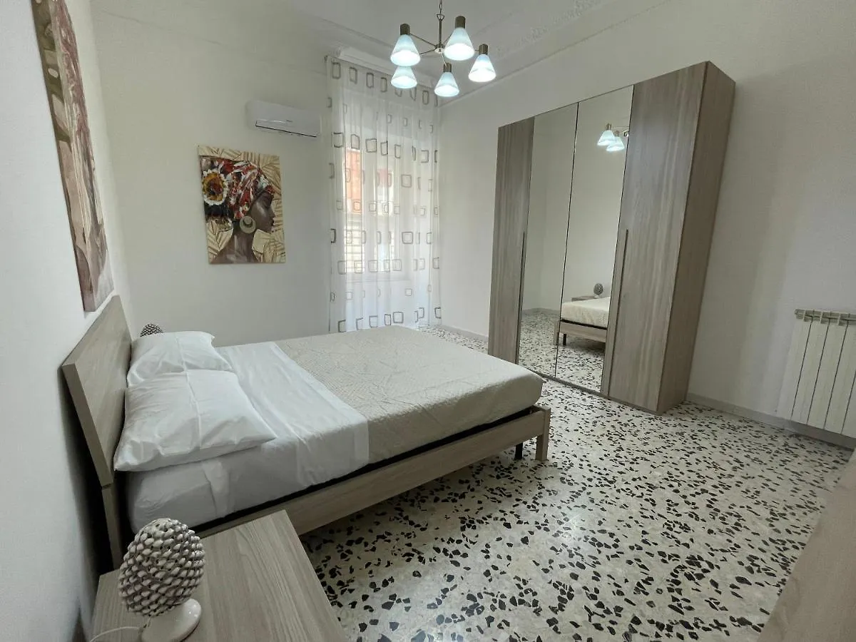 Dimora Villapiano, Soggiorno Al Centro Di Napoli 0*, Naples