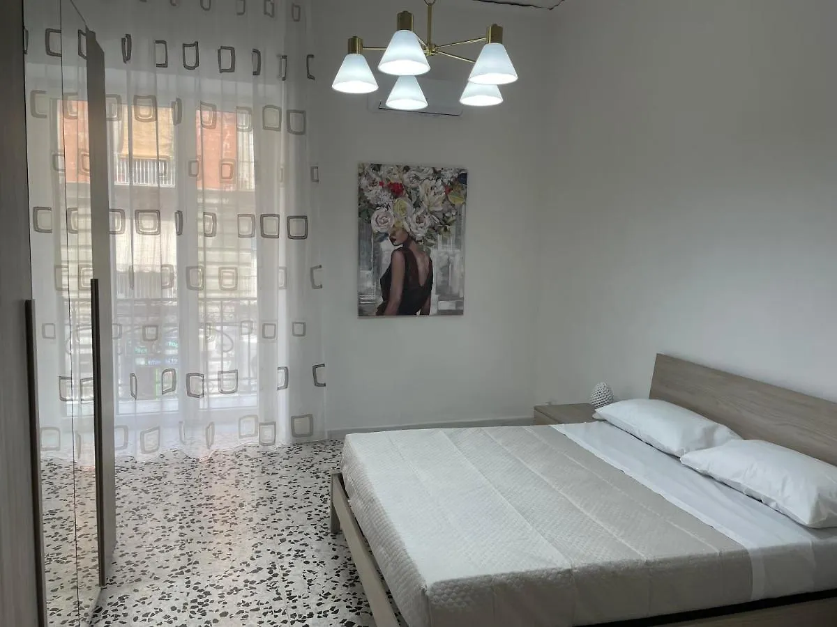 Apartment Dimora Villapiano, Soggiorno Al Centro Di Napoli Italy