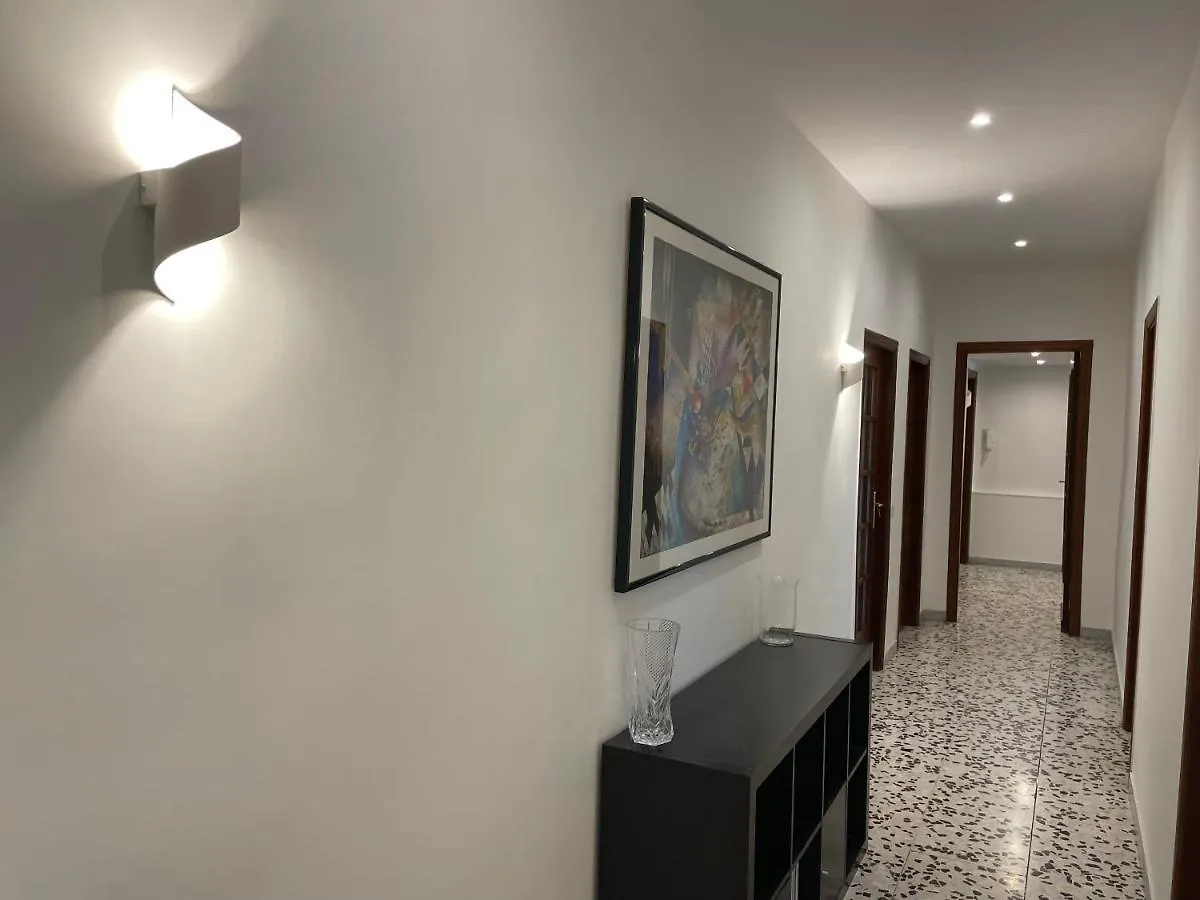 Dimora Villapiano, Soggiorno Al Centro Di Napoli 0*, Naples