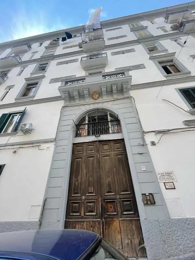 Dimora Villapiano, Soggiorno Al Centro Di Napoli