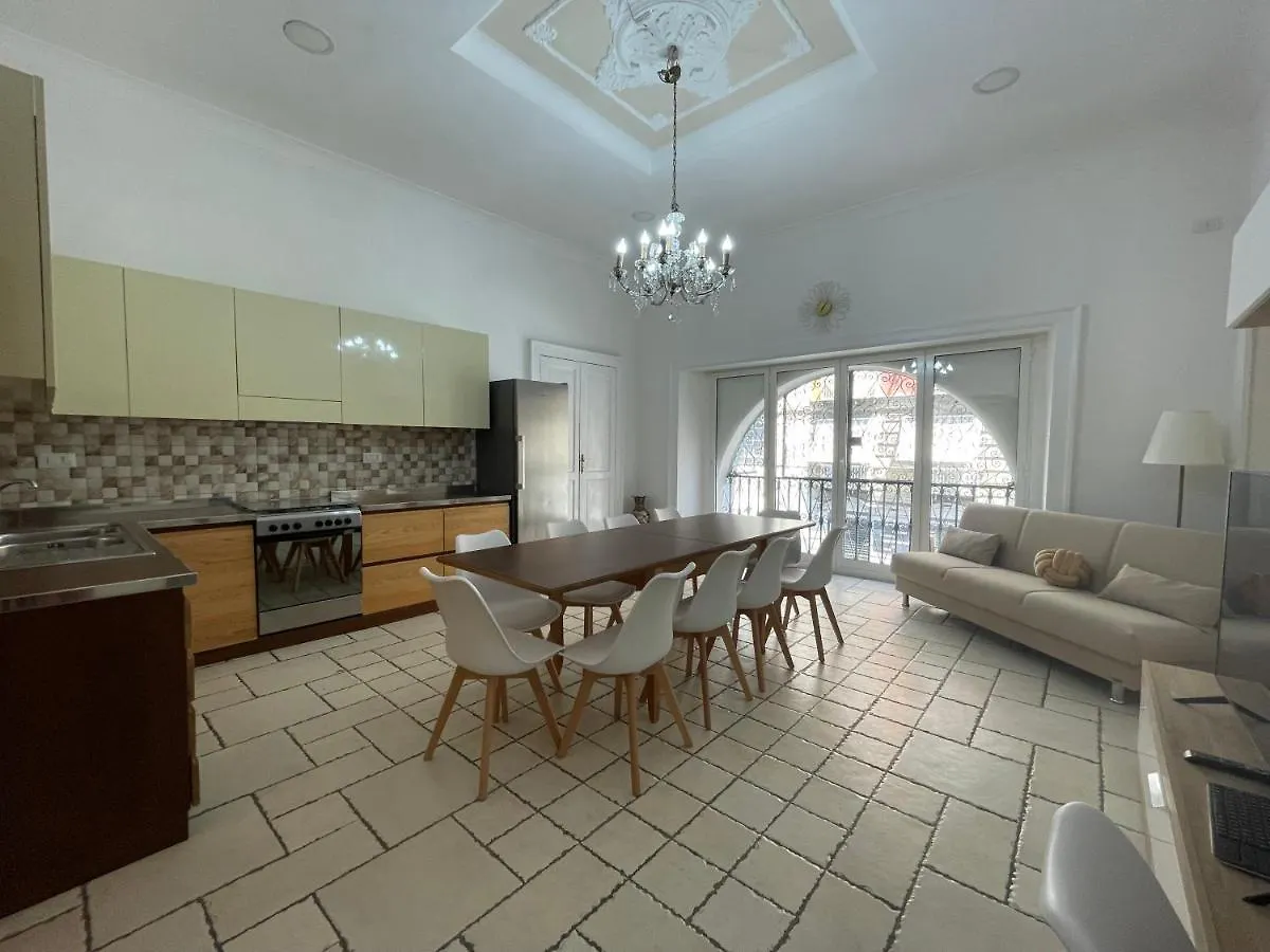 Dimora Villapiano, Soggiorno Al Centro Di Napoli Apartment Naples